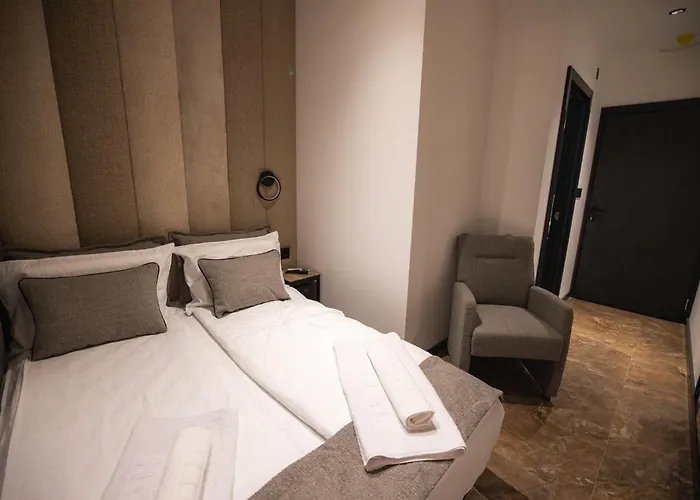 Sunshine - Апартаменты *